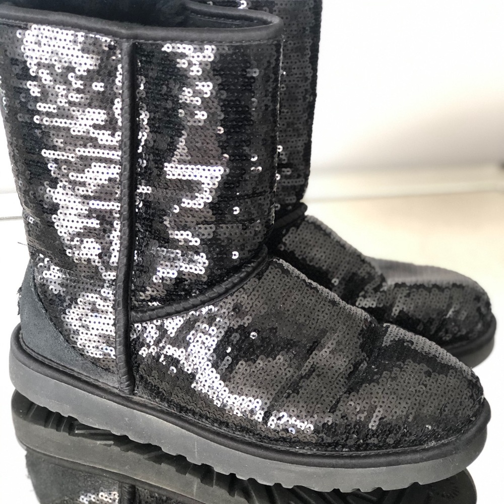 Women’s Ugg boots size 8
